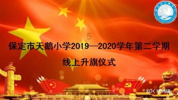 柴犬打架使用“屁股神功”，怼的“敌方”不知所措！