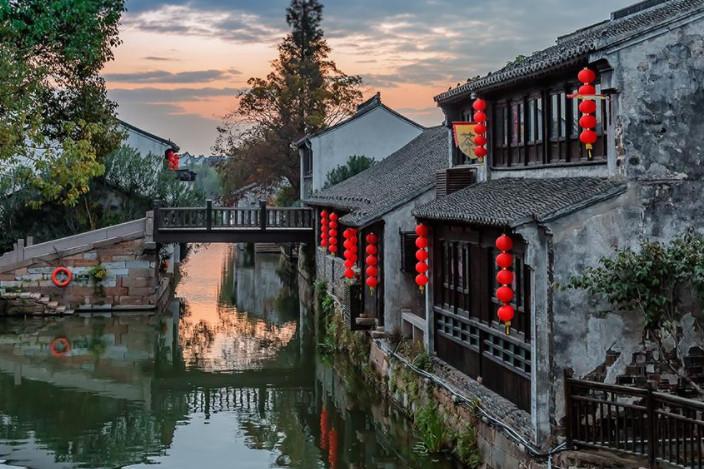 龙吟师傅：摆放狗、马吉祥物有哪些需要注意的
